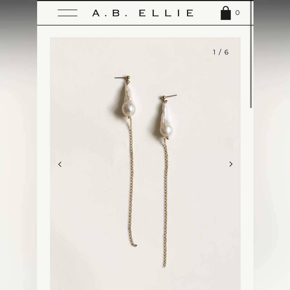A.B. Ellie baroque chain strand earrings - Brand New